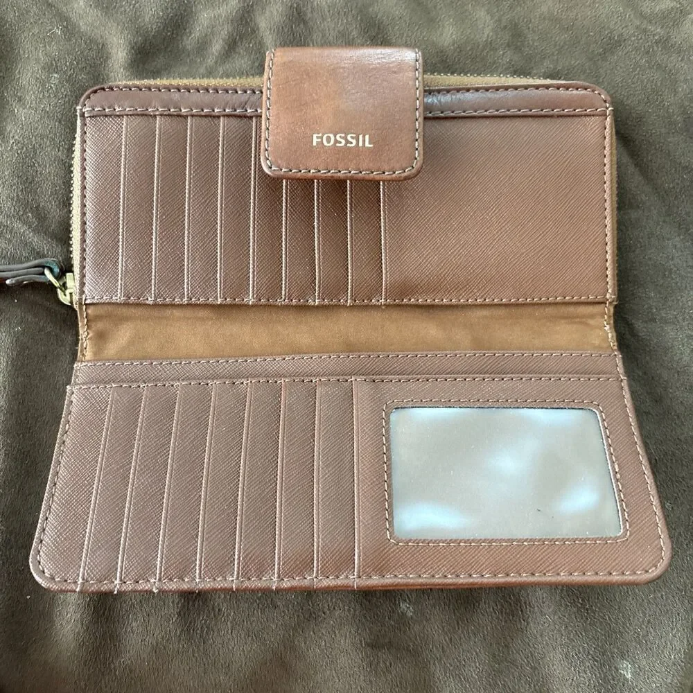 Fossil Madison Zip Clutch Leather Wristlet Wallet Saddle Brown